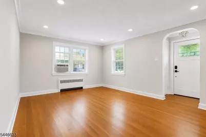 123 Hillside Ave, Livingston, NJ 07039 - Photo 2