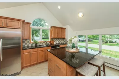19 Matthew Rd, Wayne, NJ 07470 - Photo 8