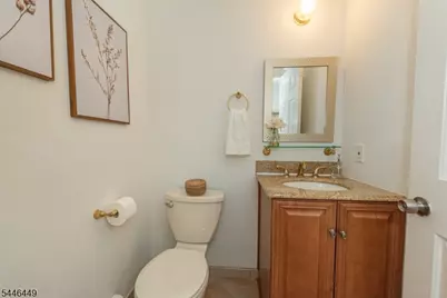 19 Matthew Rd, Wayne, NJ 07470 - Photo 12