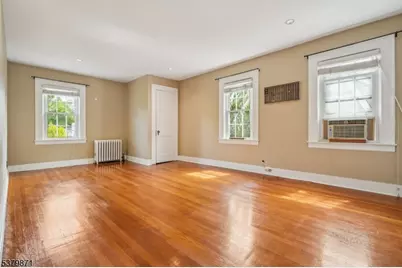 163 Myrtle Ave, Millburn, NJ 07041 - Photo 22
