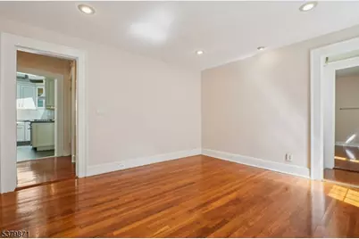 163 Myrtle Ave, Millburn, NJ 07041 - Photo 28