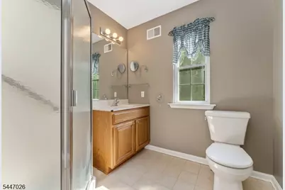26 Indian Plantation St, Raritan Township, NJ 08822 - Photo 20