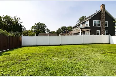563 Spruce Ave, Garwood, NJ 07027 - Photo 12