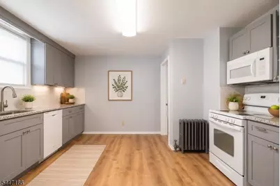563 Spruce Ave, Garwood, NJ 07027 - Photo 2