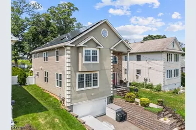 39 Paterson Ave, Clifton, NJ 07014 - Photo 2