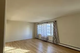 565 Grove St F-, Clifton, NJ 07013 - Photo 4