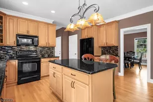 458 State Route 12, Raritan Township, NJ 08822 - Photo 14