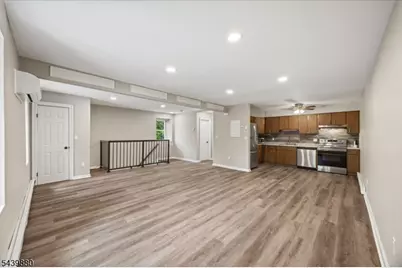 1 Ranch Ct, Saddle Brook Township, NJ 07663 - Photo 14