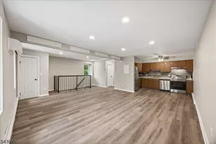 1 Ranch Ct, Saddle Brook Township, NJ 07663 - Photo 14