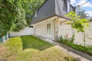 1 Ranch Ct, Saddle Brook Township, NJ 07663 - Photo 12