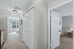 220 Learnington Way, Franklin Township, NJ 08873 - Photo 18