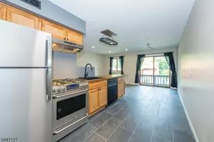 7 Sugar Loaf Ct, Vernon, NJ 07462 - Photo 6
