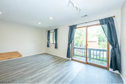7 Sugar Loaf Ct #2, Vernon, NJ 07462 - Photo 8