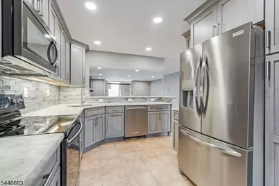 8G Dorado Dr #G, Morristown, NJ 07960 - Photo 6
