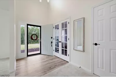 163 Bryans Rd, Washington Township, NJ 08827 - Photo 4