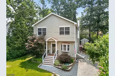 3 Elm Pl, Ringwood, NJ 07456 - Photo 2