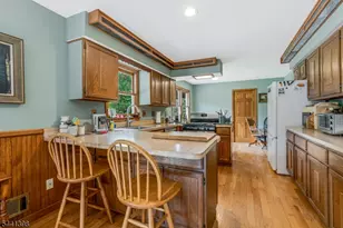 19 Renfro Rd, Franklin Township, NJ 08873 - Photo 14