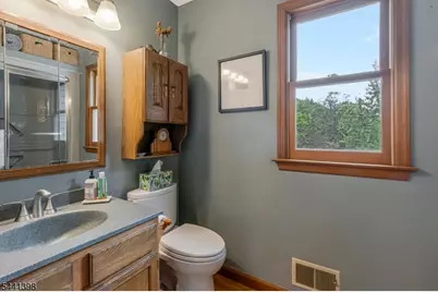 19 Renfro Rd, Franklin Township, NJ 08873 - Photo 30