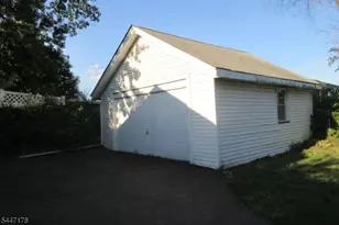 160 Tappan Ave, Belleville, NJ 07109 - Photo 4