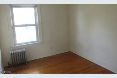 160 Tappan Ave, Belleville, NJ 07109 - Photo 16