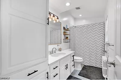 107 Minnehaha Blvd, Parsippany, NJ 07034 - Photo 18