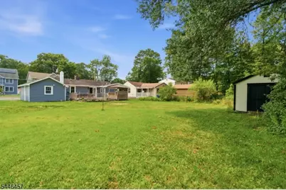 107 Minnehaha Blvd, Parsippany, NJ 07034 - Photo 24