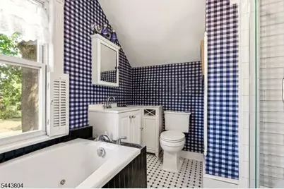 237 Broughton Ave, Bloomfield, NJ 07003 - Photo 24