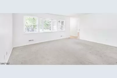 9 Riviera Dr, Somerville, NJ 08876 - Photo 6
