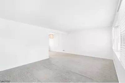 9 Riviera Dr, Somerville, NJ 08876 - Photo 4