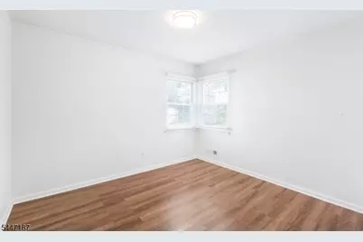 9 Riviera Dr, Somerville, NJ 08876 - Photo 16