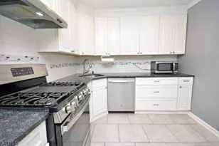 59 O'Neill Ct, Lawrence Township, NJ 08648 - Photo 2
