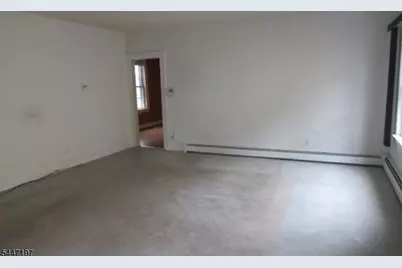 740 2nd Ave, Lyndhurst Township, NJ 07071 - Photo 18