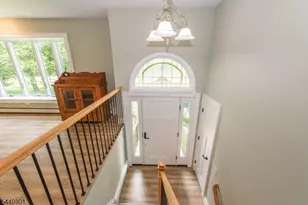 9 Flintlock Dr, Washington Township, NJ 07853 - Photo 4