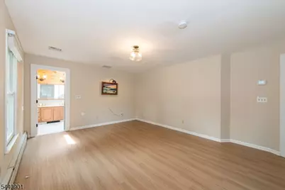 9 Flintlock Dr, Washington Township, NJ 07853 - Photo 16