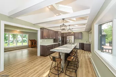9 Flintlock Dr, Washington Township, NJ 07853 - Photo 8