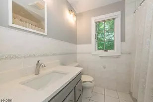 9 Flintlock Dr, Washington Township, NJ 07853 - Photo 18