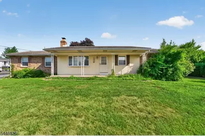 800 Baltimore St, Lopatcong Township, NJ 08865 - Photo 24