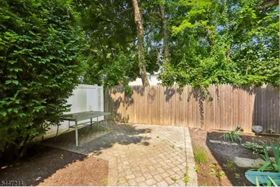 25 Alma Ave, Madison, NJ 07940 - Photo 20