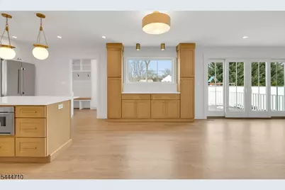 1123 Raritan Rd, Scotch Plains Township, NJ 07076 - Photo 18