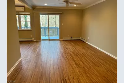 36 Coachlight Dr, Chatham Township, NJ 07928 - Photo 2