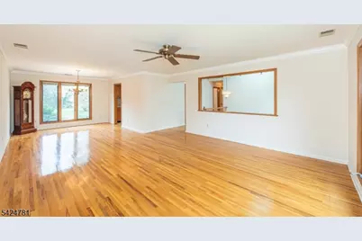 1 Old Timbers Ct, Roxbury Township, NJ 07847 - Photo 8
