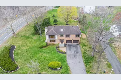 1 Old Timbers Ct, Roxbury Township, NJ 07847 - Photo 26