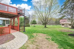 1 Old Timbers Ct, Roxbury Township, NJ 07847 - Photo 4