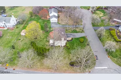 1 Old Timbers Ct, Roxbury Township, NJ 07847 - Photo 28