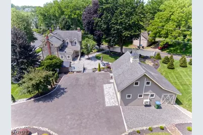 127 E Asbury Anderson Rd, Washington Township, NJ 07882 - Photo 8