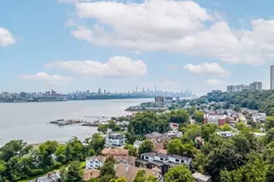 20 Veterans Way, Edgewater, NJ 07020 - Photo 34
