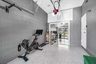 20 Veterans Way, Edgewater, NJ 07020 - Photo 22