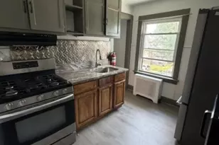 191 Hollywood Ave, Irvington, NJ 07111 - Photo 8