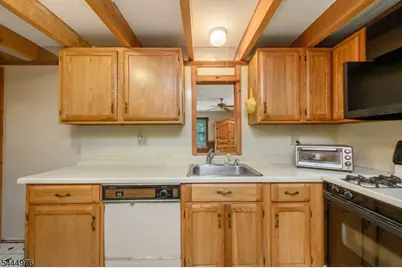 1097 State Route 173, Bethlehem Township, NJ 08802 - Photo 6