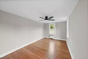 117 Mountain View Rd, Hillsborough Township, NJ 08844 - Photo 14